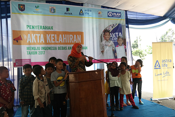 Program Pencatatan 1,500 Akta Kelahiran Anak Rentan di DKI Jakarta, Penyerahan Akte Kelahiran bersama Menteri Sosial