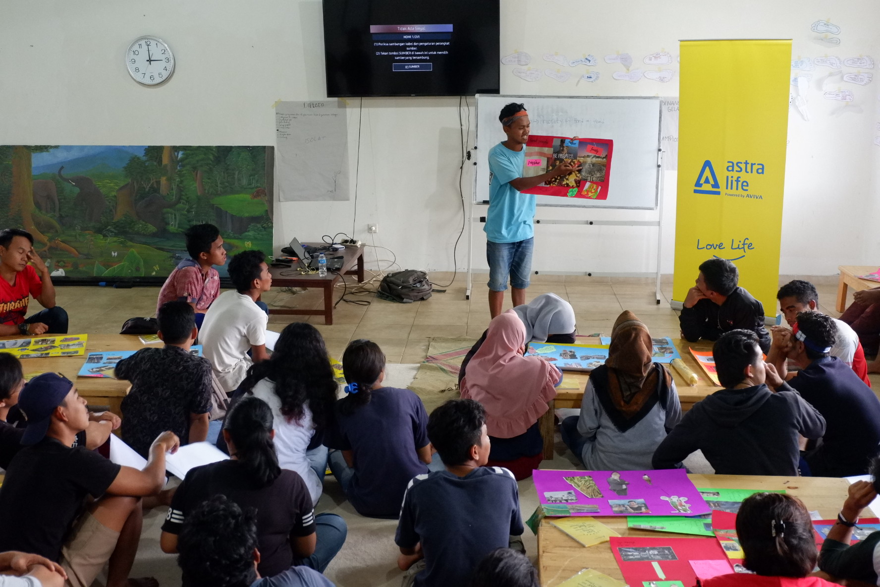 ADAKAN KEGIATAN CSR AKHIR TAHUN,  ASTRA LIFE BERIKAN SESI LITERASI KEUANGAN KEPADA SISWA-SISWI THE LEARNING FARM